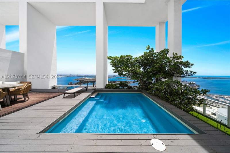 6 bedroom Condominium at 1040 Biscayne Blvd 4602, Ten Museum Pk Residential, Miami — photo 4