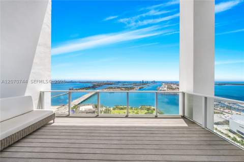 1040 Biscayne Blvd 4602, Miami FL - photo 9 of 50