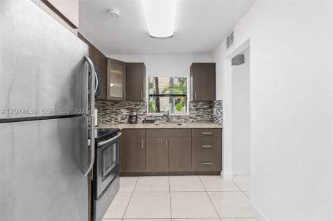 6745 W 26th Dr 103-4, Hialeah FL - photo 15 of 19