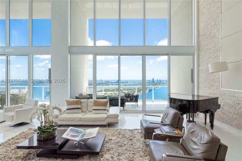 5 bedroom Condominium at 1040 Biscayne Blvd 4403, Ten Museum Pk Residential, Miami — photo 5