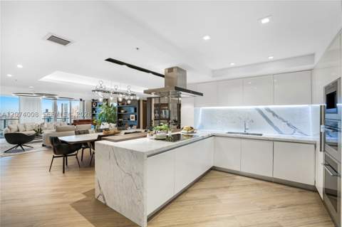 330 Sunny Isles Blvd 5-2403, Sunny Isles Beach FL - photo 9 of 30
