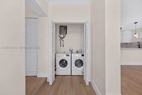 2390 Superior St, Opa Locka FL - photo 8 of 28