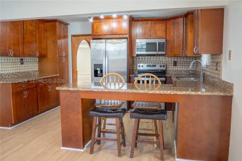 20200 SW 90th Ave Rd, Cutler Bay FL - photo 8 of 33