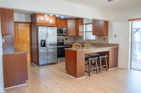 20200 SW 90th Ave Rd, Cutler Bay FL - photo 9 of 33