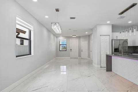3567 W 110th Terrace, Hialeah FL - photo 13 of 59