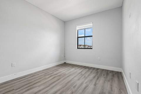 3567 W 110th Terrace, Hialeah FL - photo 23 of 59