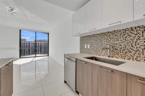 5300 Paseo Blvd 1807, Doral FL - photo 17 of 37