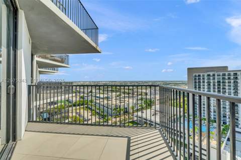 5300 Paseo Blvd 1807, Doral FL - photo 22 of 37