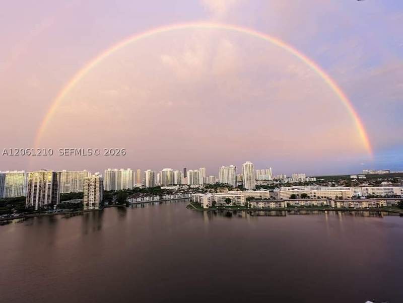 2 bedroom Condominium at 18081 Biscayne Blvd Boat Slip & Unit 1805, Del Prado Condo, Aventura — photo 3