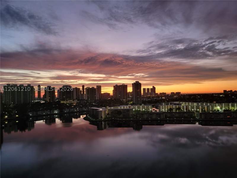 2 bedroom Condominium at 18081 Biscayne Blvd Boat Slip & Unit 1805, Del Prado Condo, Aventura — photo 4