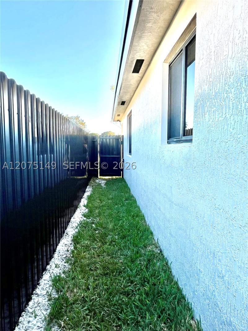 3 bedroom SingleFamilyResidence at 2421 NW 152nd Ter, Biscayne River Gardens No, Miami Gardens — photo 5