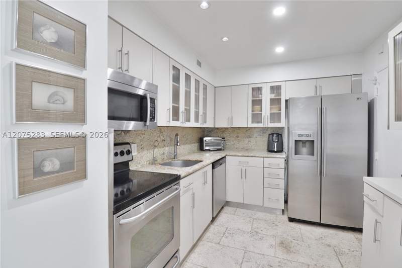 2 bedroom Condominium at 6770 Indian Creek Dr Te, Aquasol Condo, Miami Beach — photo 3