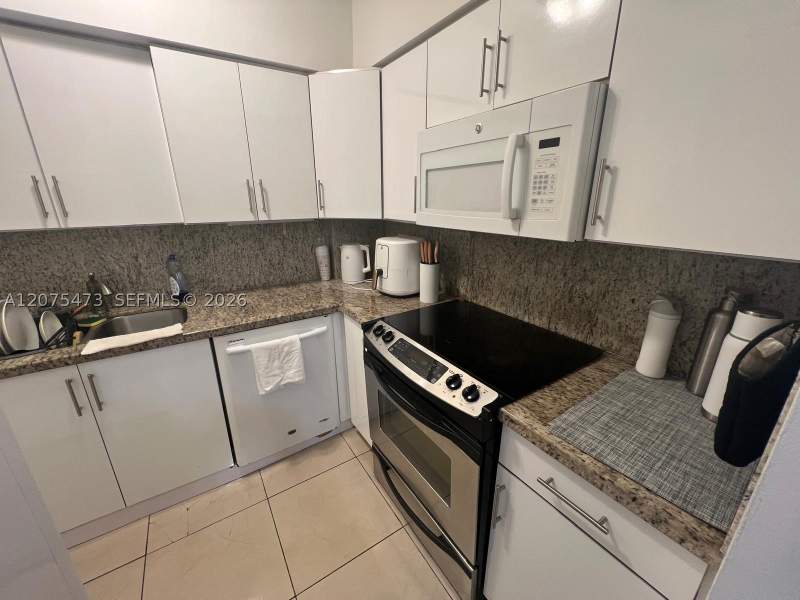 1 bedroom Condominium at 7441 Wayne Ave 3O, Parkview Point Condo, Miami Beach — photo 3