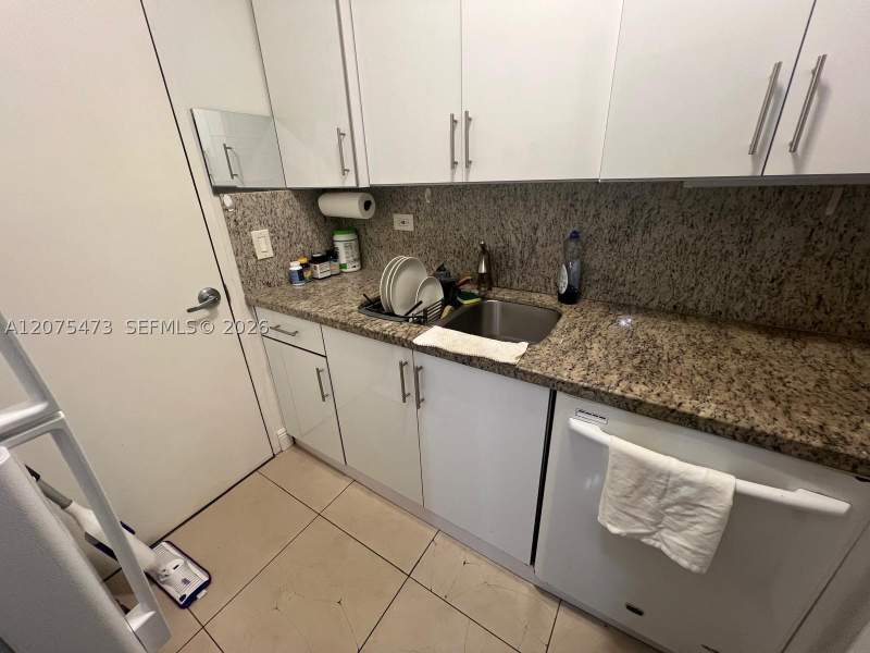 1 bedroom Condominium at 7441 Wayne Ave 3O, Parkview Point Condo, Miami Beach — photo 4