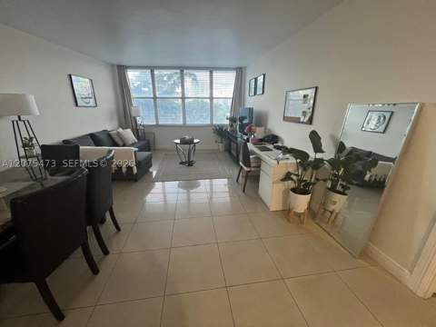 7441 Wayne Ave 3O, Miami Beach FL - photo 6 of 11