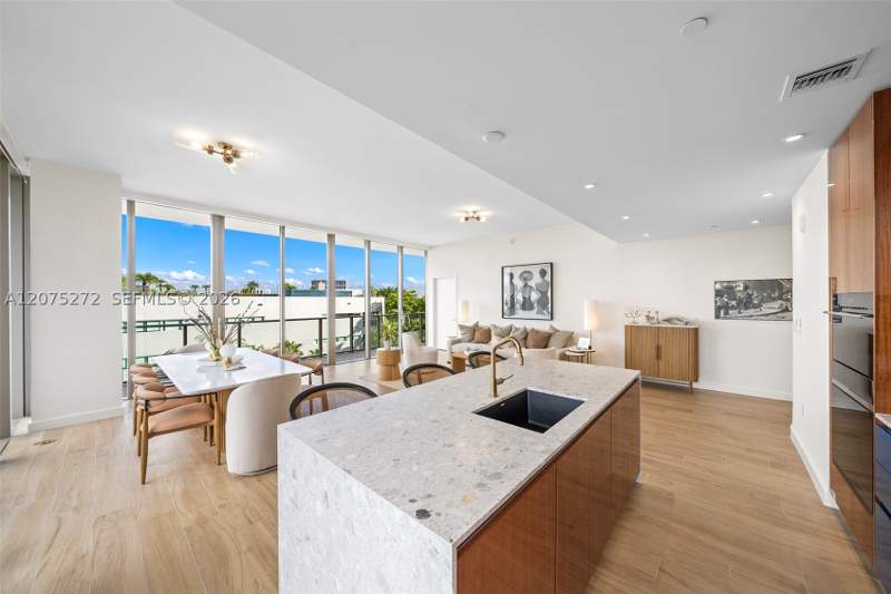 3 bedroom Condominium at 2678 Tigertail Ave 401, Mr. C Residences, Miami — photo 5