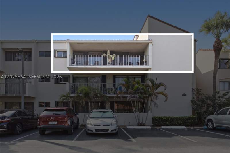 2 bedroom Condominium at 6305 Gage Pl 306-A, Eagle Nest Condo, Miami Lakes — photo 3