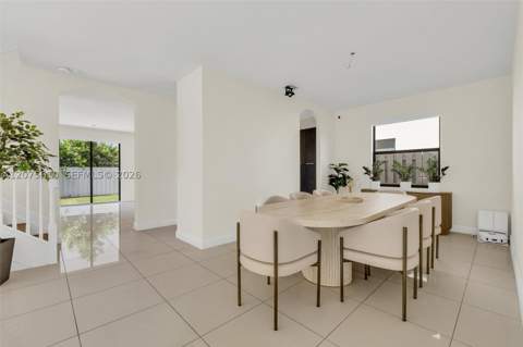 10204 NW 86th St, Doral FL - photo 10 of 69