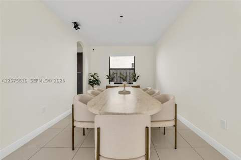 10204 NW 86th St, Doral FL - photo 11 of 69