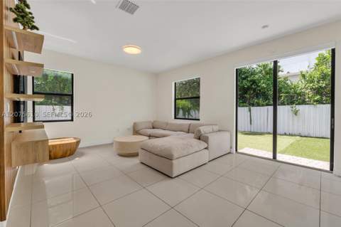 10204 NW 86th St, Doral FL - photo 16 of 69