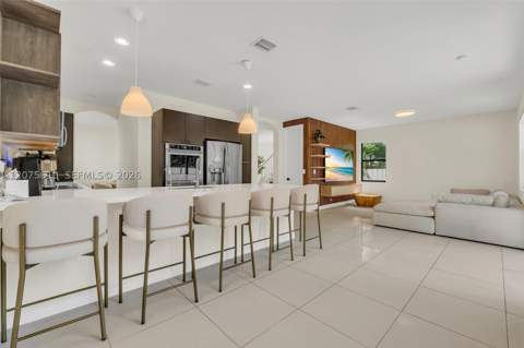 10204 NW 86th St, Doral FL - photo 20 of 69