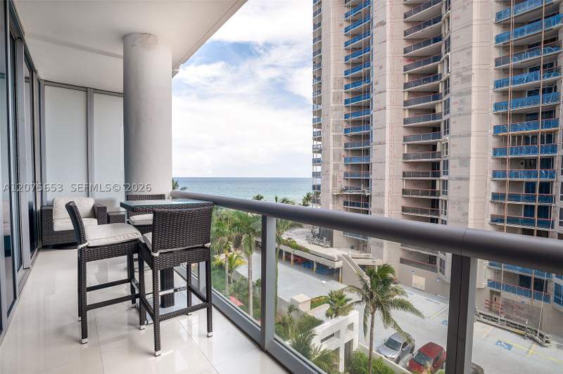 1 bedroom Condominium at 6799 Collins Ave 510, South Carillon Beach Cond, Miami Beach — photo 3