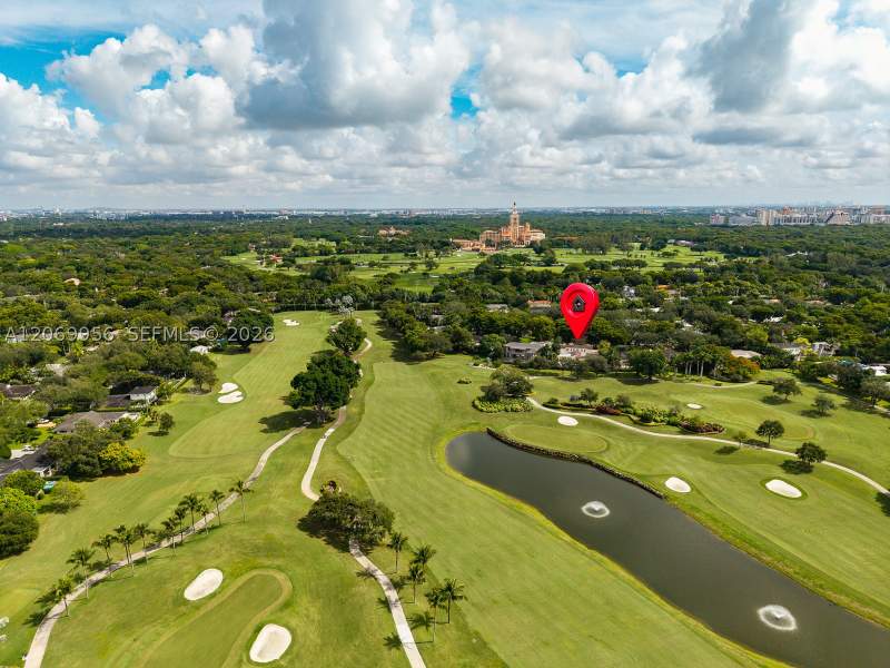 5 bedroom SingleFamilyResidence at 4128 Pinta Ct, C Gab Country Club Sec 5, Coral Gables — photo 4
