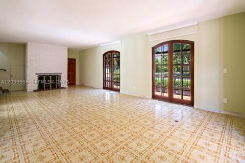 4128 Pinta Ct, Coral Gables FL - photo 7 of 21