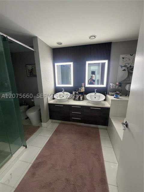 2950 NE 188th St 325, Aventura FL - photo 12 of 22