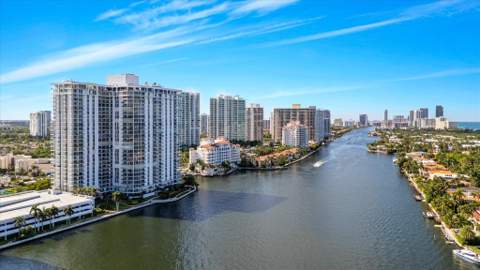 19707 Turnberry Way 9J, Aventura FL - photo 24 of 36