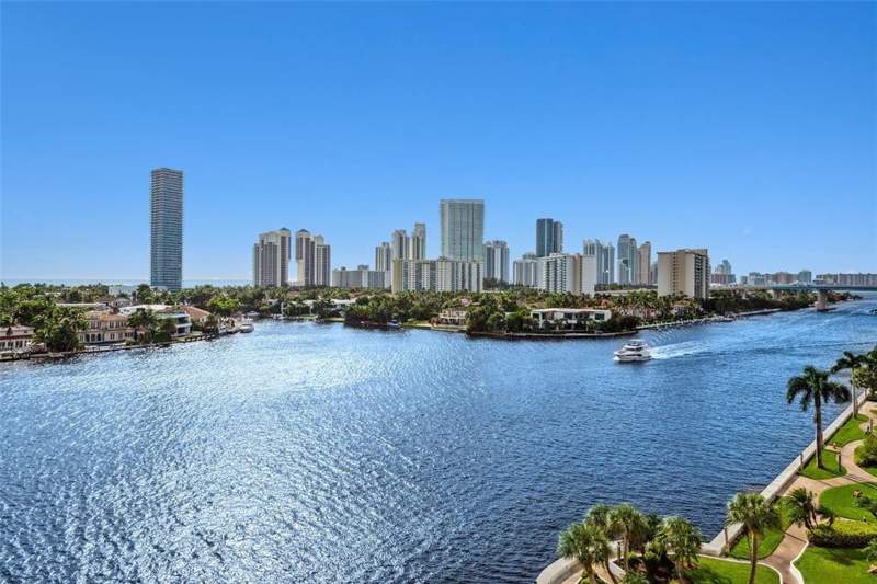 3 bedroom Condominium at 19707 Turnberry Way 9J, Turnberry Isle Condo, Aventura — photo 3