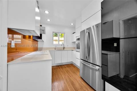 1085 NE 84th St, Miami FL - photo 14 of 48