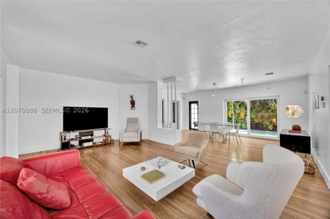 1085 NE 84th St, Miami FL - photo 7 of 48