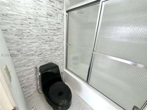 1351 NE Miami Gardens Dr 626E, Miami FL - photo 15 of 22