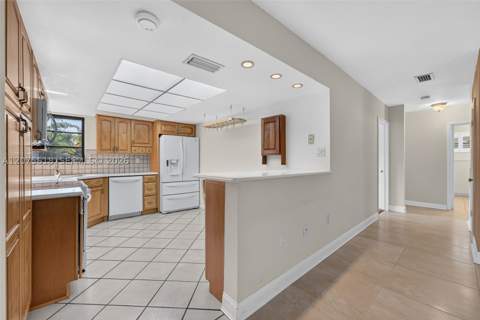 16111 SW 103rd Ct, Miami FL - photo 15 of 47