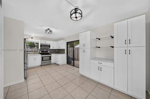6834 SW 127th Pl, Miami FL - photo 11 of 48