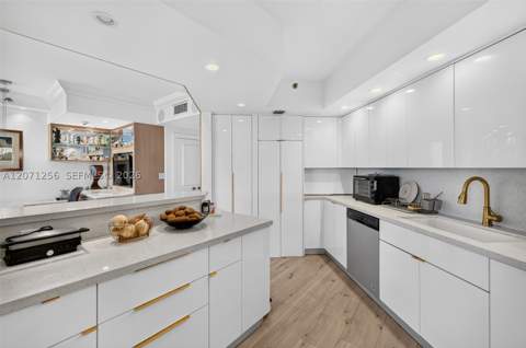 3000 Island Blvd 1201, Aventura FL - photo 13 of 45