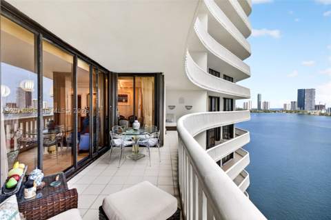 3000 Island Blvd 1201, Aventura FL - photo 22 of 45