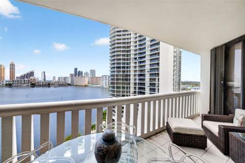 3000 Island Blvd 1201, Aventura FL - photo 23 of 45