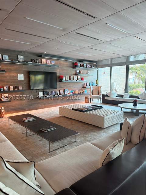 1080 Brickell Ave 913, Miami FL - photo 15 of 41