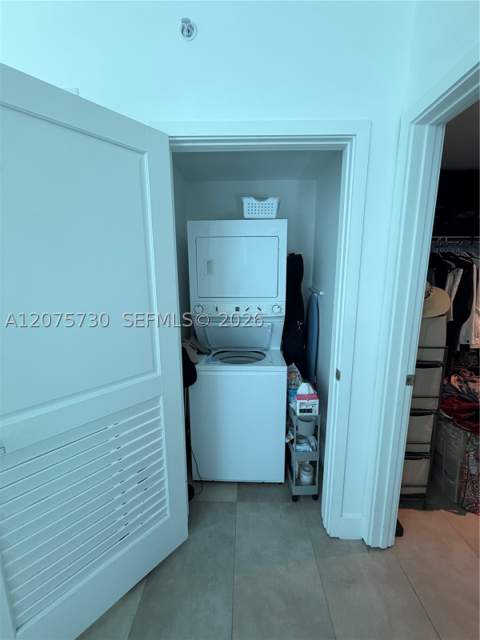 1080 Brickell Ave 913, Miami FL - photo 8 of 41
