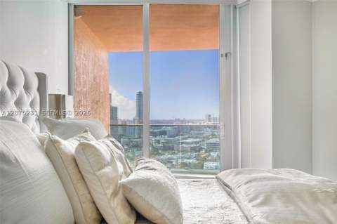 300 Pointe Dr 2806, Miami Beach FL - photo 19 of 53