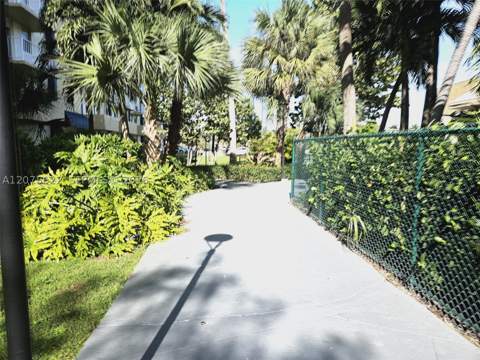 4550 NW 9th St 709E, Miami FL - photo 18 of 28