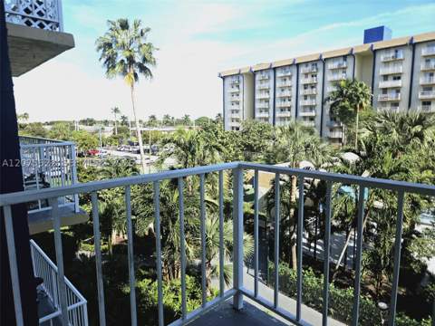4550 NW 9th St 709E, Miami FL - photo 24 of 28