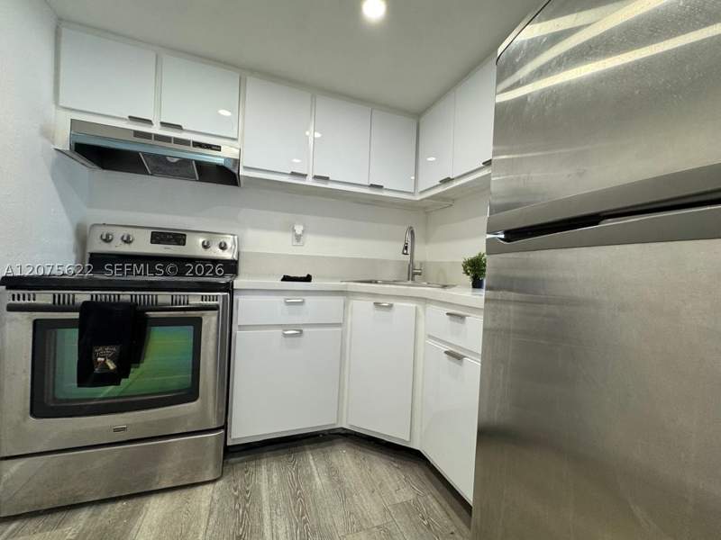 1 bedroom Condominium at 4550 NW 9th St 709E, Yolanda Villas Condo, Miami — photo 3