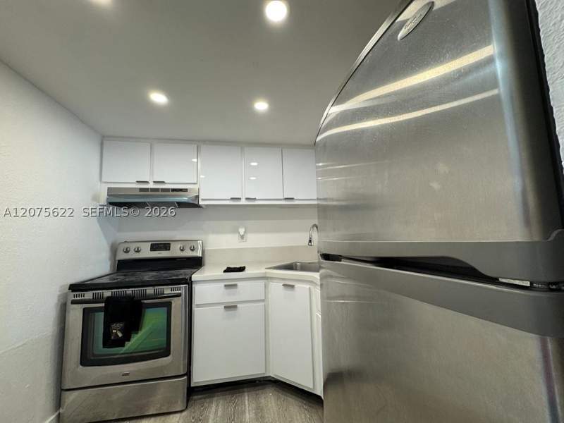 1 bedroom Condominium at 4550 NW 9th St 709E, Yolanda Villas Condo, Miami — photo 4