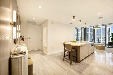 2831 S Bayshore Dr 804, Coconut Grove FL - photo 6 of 49