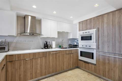 20225 NE 34th Ct 1119, Aventura FL - photo 9 of 33