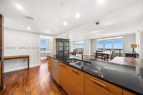 50 Biscayne Blvd 4402, Miami FL - photo 10 of 21