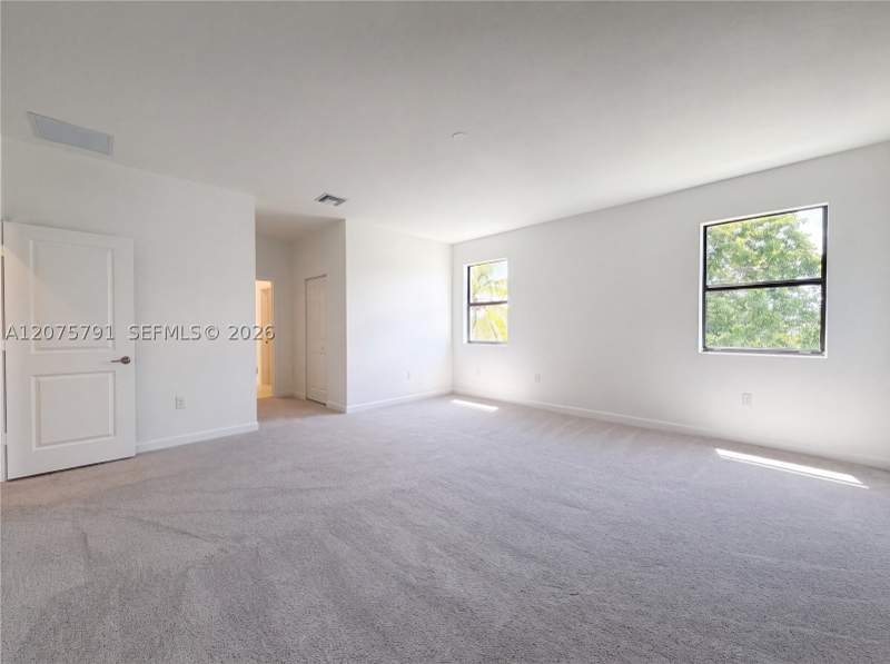 4 bedroom SingleFamilyResidence at 13020 SW 221st St, Briarcrest, Goulds — photo 4